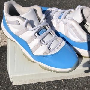 Air Jordan Retro 11 Low Carolina 2017 Release